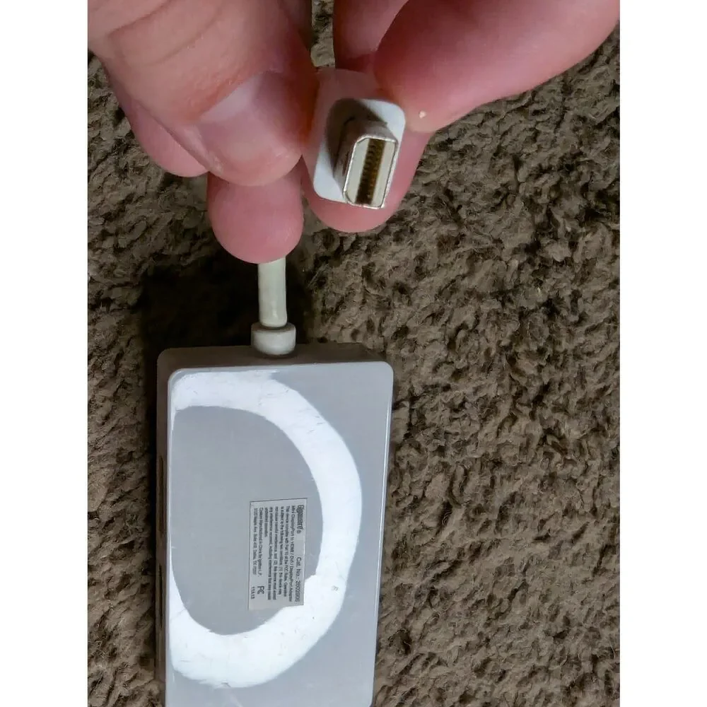 Gigaware Mini DisplayPort to HDMI DVI DisplayPort Adapter 3-in-1 Hub 2602906